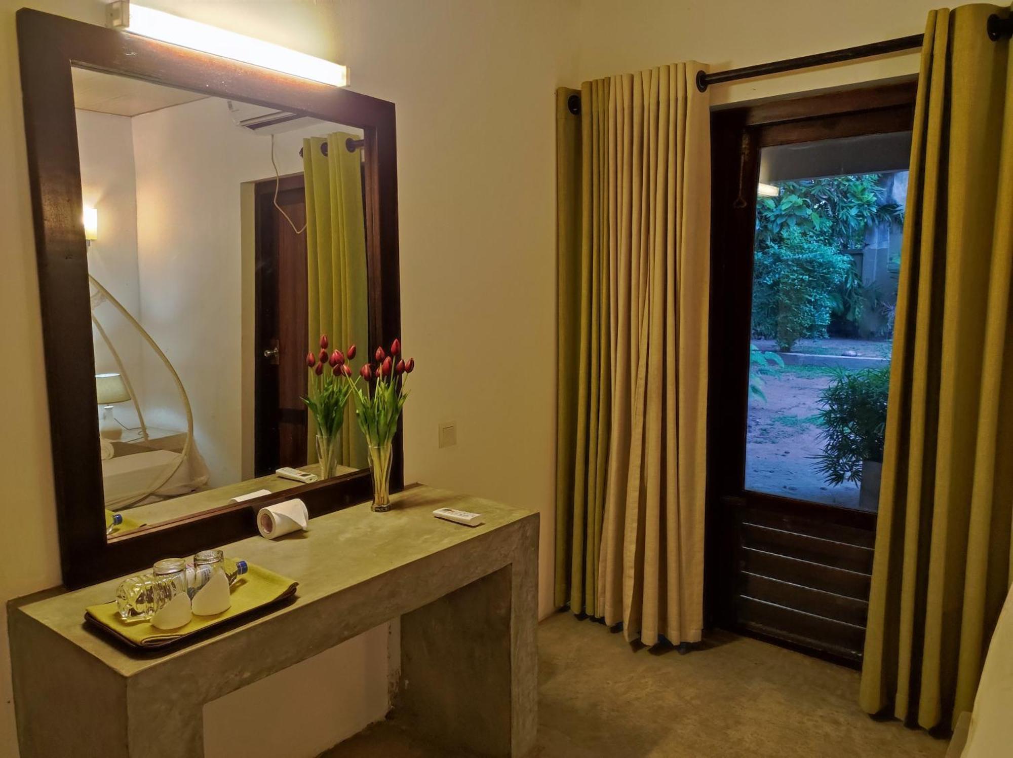 Villa Tulip Garden Anuradhapura Room photo